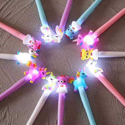 4pcs Set Heat Sensitive Erasable Ink Plastic Gel Light Pen for Trending Cartoon Bear
